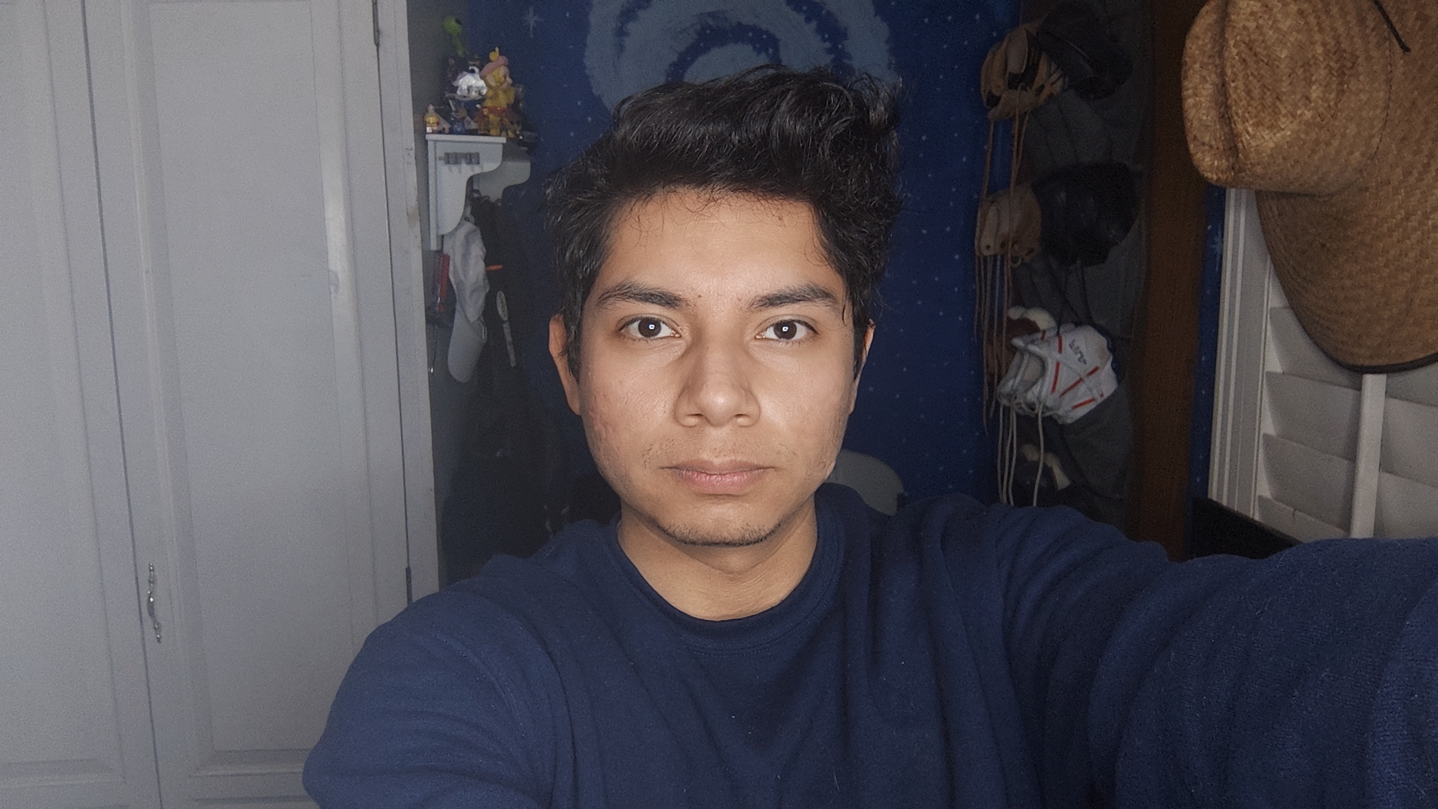 Carlos Montejo Dávila - Retrato Estelar (Suéter)